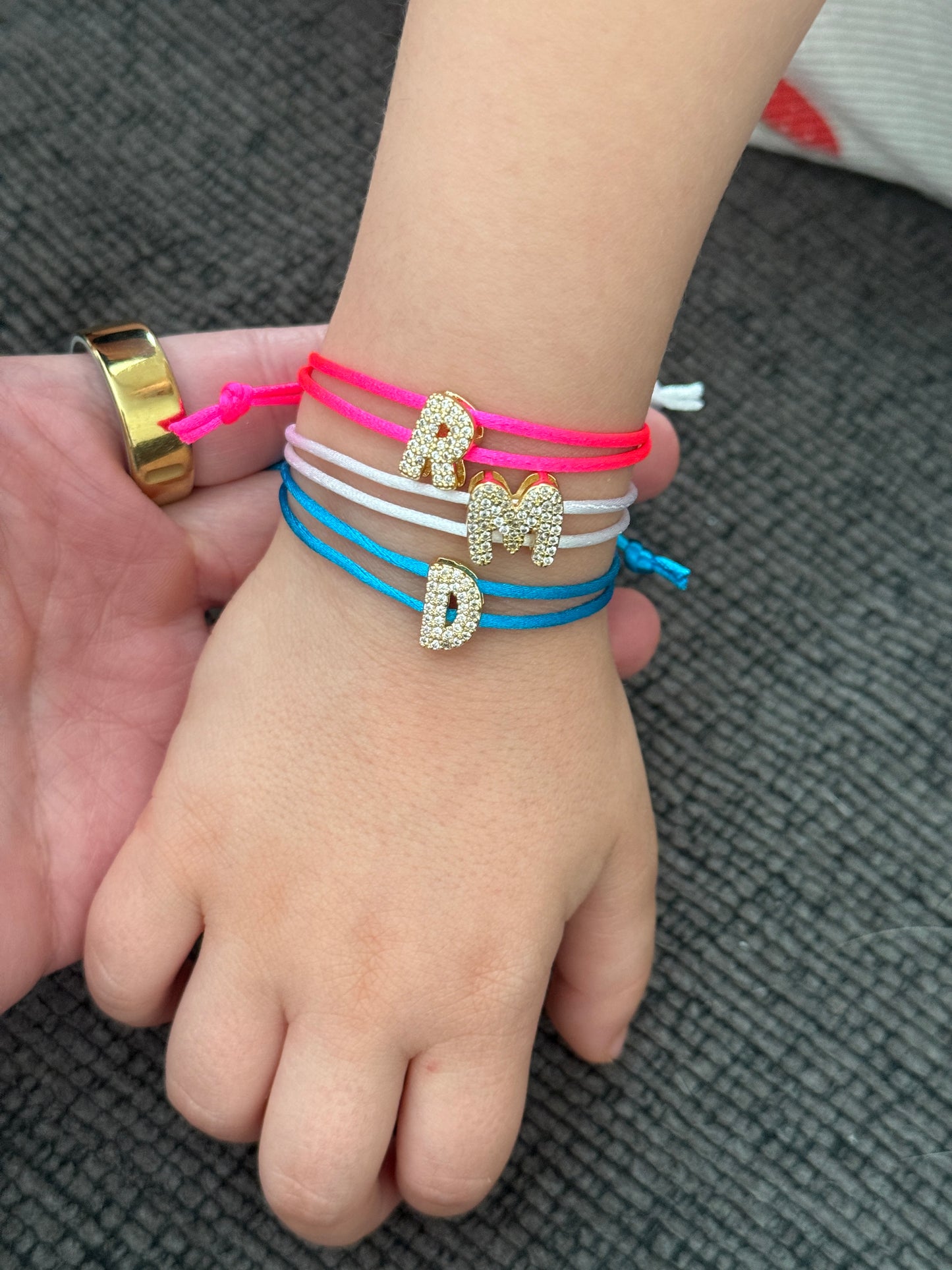 Pulsera con Dijes de Inicial