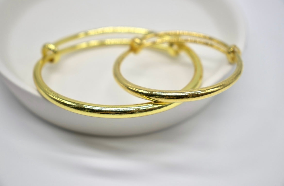 Gold Bangle Adult